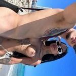 Tati Zaqui e Thomaz Costa pelados em praia de nudismo