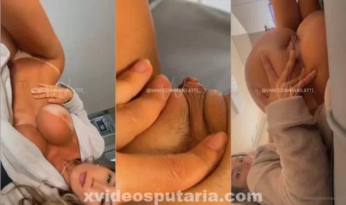 Loira deusa Vanessinha Vailatti pelada enfiando os dedos no cu